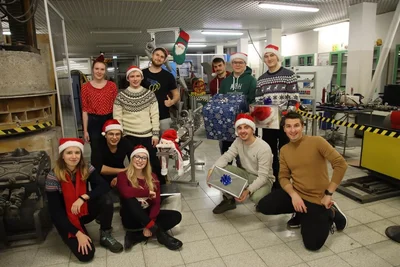 SpaceTeam Christmas Card with our machine in the lab